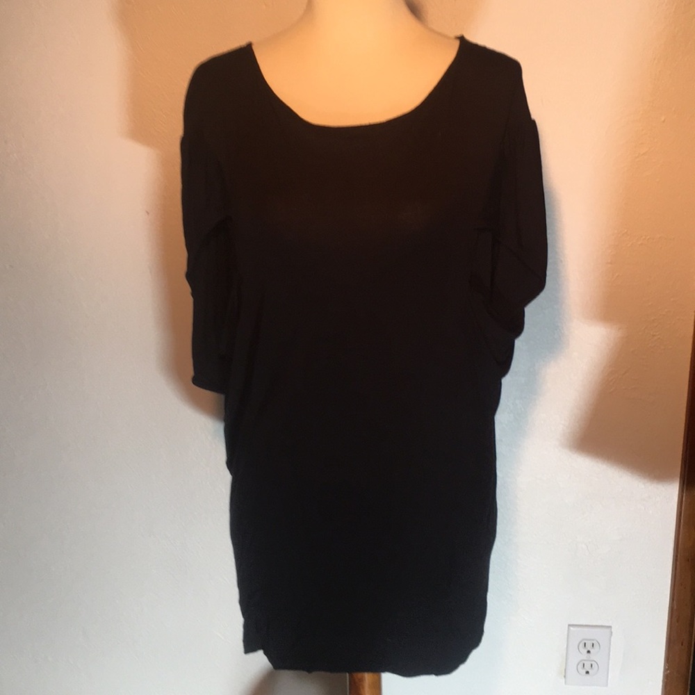 🎉5 for 15$ Black shirt